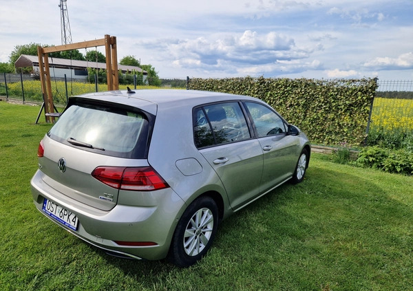 Volkswagen Golf cena 72000 przebieg: 32000, rok produkcji 2017 z Ciechanowiec małe 742